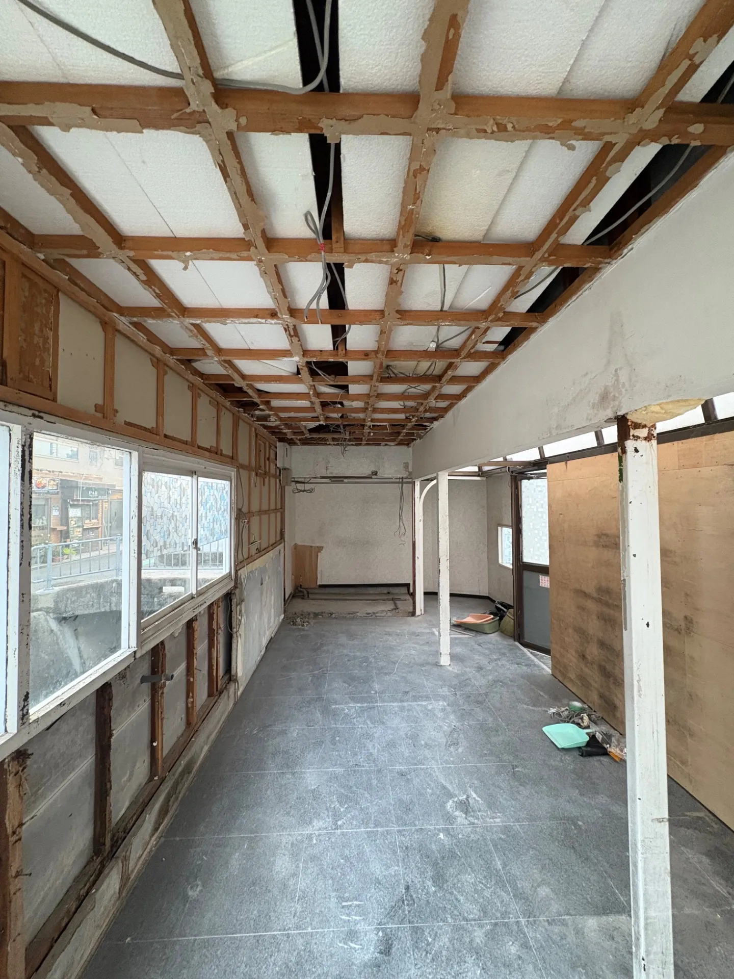 店舗施工前（解体後）